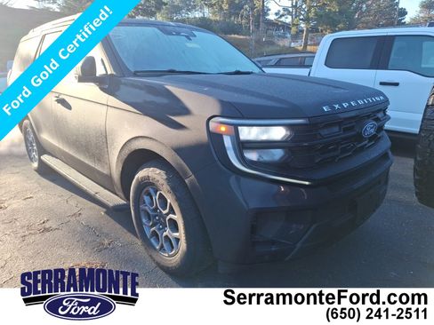 Certified 2025 Ford Expedition Active image 1