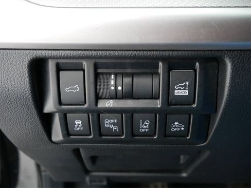 Used 2019 Subaru Outback 2.5i Premium image 23