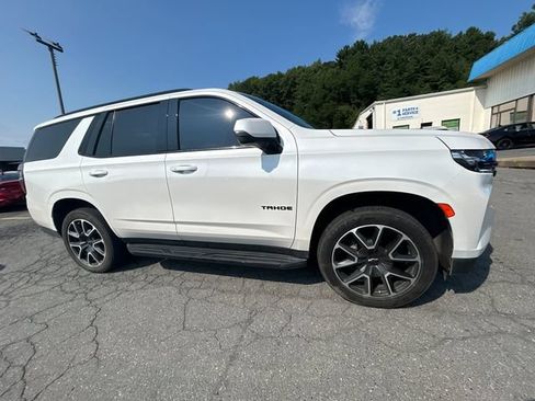 Used 2023 Chevrolet Tahoe RST w/ Luxury Package AWD/4WD image 7