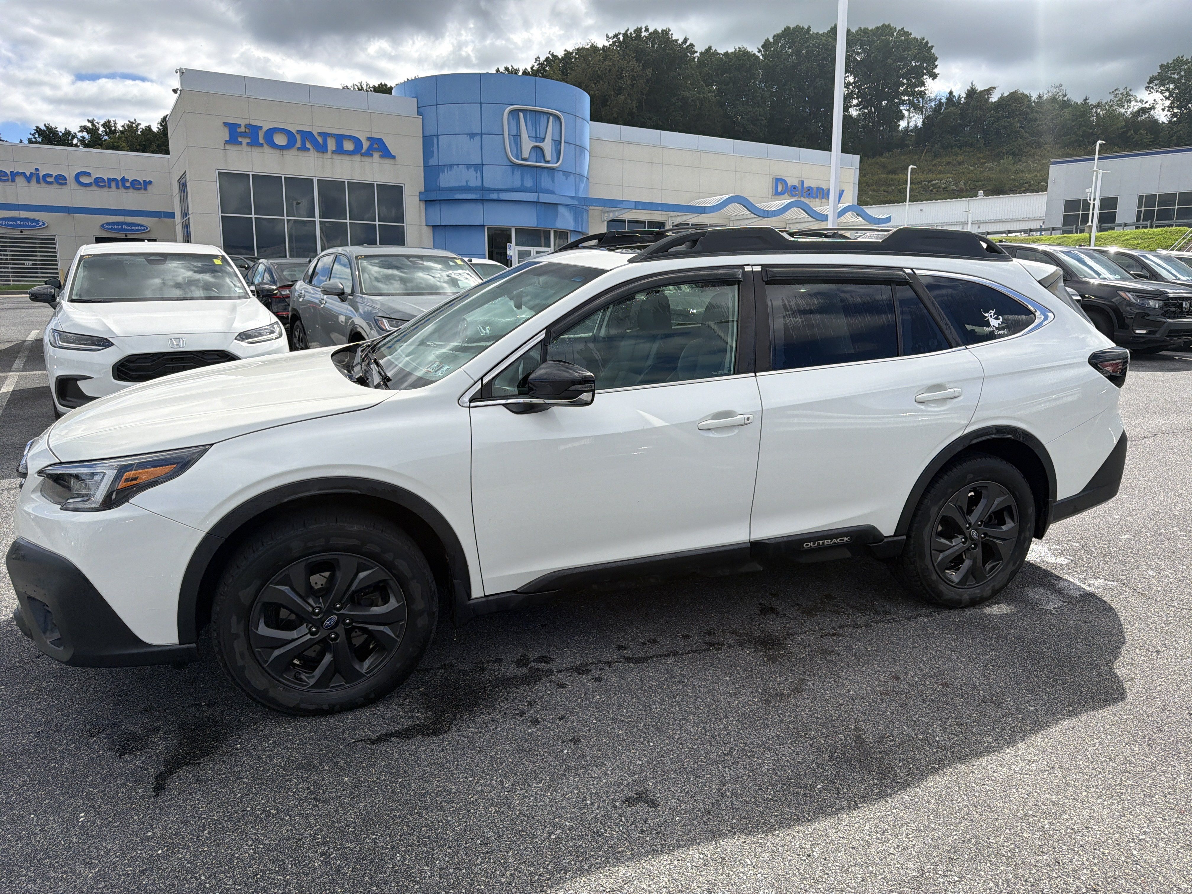 Used 2021 Subaru Outback Onyx Edition XT w/ Popular Package #2 AWD/4WD image 10