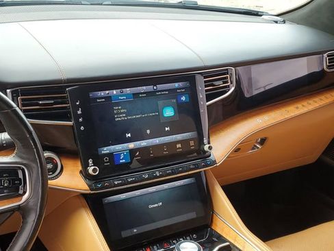 Used 2022 Jeep Grand Wagoneer Series III w/ Rear Seat Video Group 1 AWD/4WD image 27
