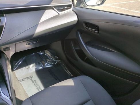 Used 2024 Toyota Corolla LE image 16