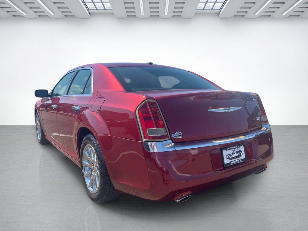 Used 2012 Chrysler 300 Limited RWD image 5