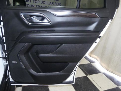 Used 2021 Chevrolet Tahoe LT image 30