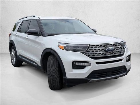 Used 2020 Ford Explorer Limited AWD/4WD image 3