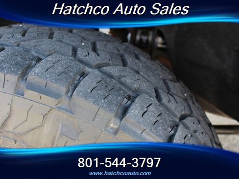 Used 2021 GMC Sierra 2500 SLE w/ SLE Value Package; AWD/4WD image 11