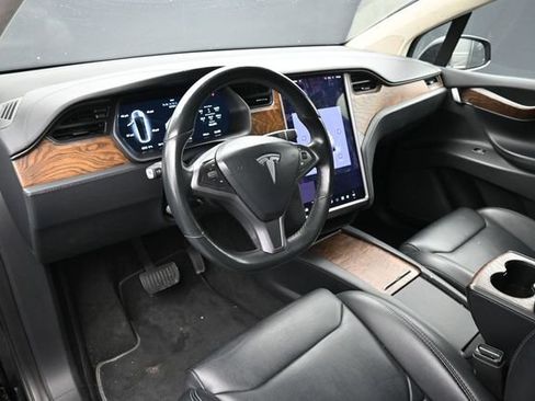 Used 2018 Tesla Model X 100D AWD/4WD image 11