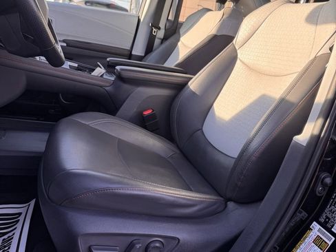 Used 2021 Toyota Sienna XSE image 11