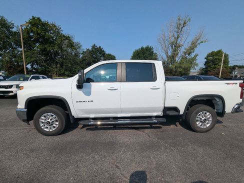 Certified 2025 Chevrolet Silverado 2500 LT w/ Convenience Package AWD/4WD image 4