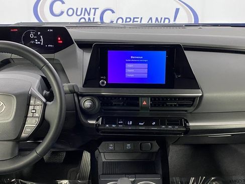 Used 2024 Toyota Prius LE image 13