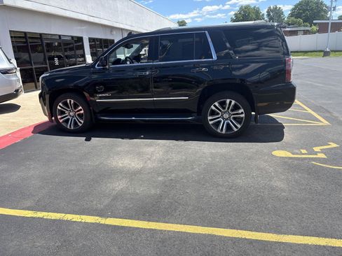 Used 2017 GMC Yukon Denali w/ Open Road Package AWD/4WD image 8