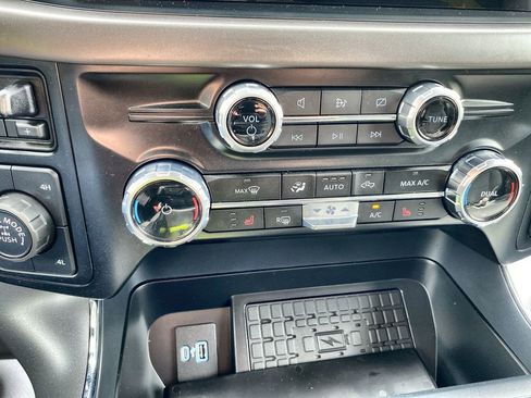 Used 2024 Ford F150 XLT w/ Equipment Group 302A MID AWD/4WD image 27
