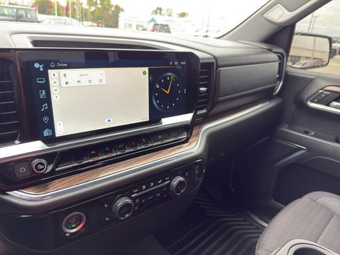 Used 2023 Chevrolet Silverado 1500 RST image 24