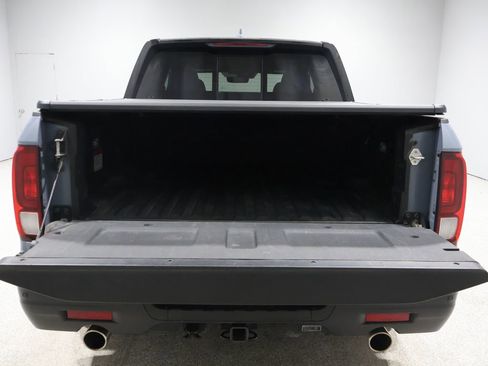 Used 2022 Honda Ridgeline Black Edition image 4