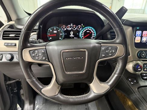 Used 2017 GMC Yukon XL Denali w/ Open Road Package AWD/4WD image 18