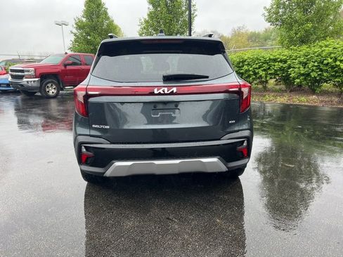Used 2024 Kia Seltos S AWD/4WD image 6