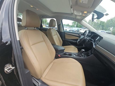 Used 2020 Volkswagen Jetta SE FWD image 17