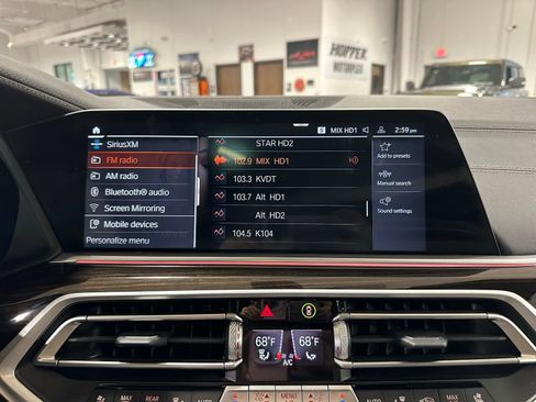 Used 2021 BMW X6 xDrive40i w/ M Sport Package image 26