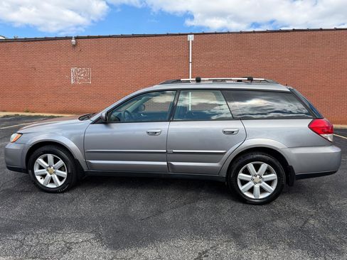 Used 2008 Subaru Outback 2.5i Limited image 8