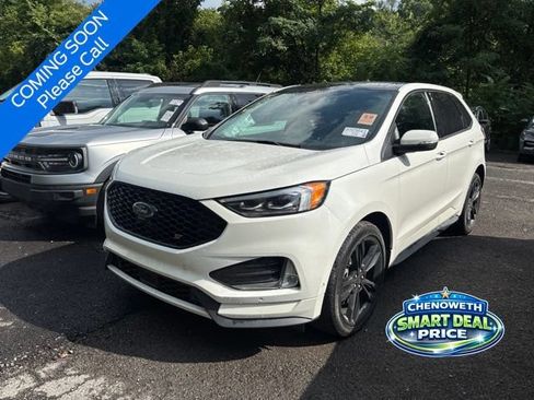 Used 2023 Ford Edge ST w/ Equipment Group 401A AWD/4WD image 3