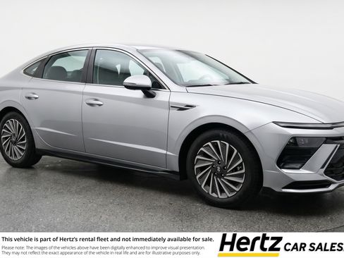 Used 2025 Hyundai Sonata SEL FWD image 1