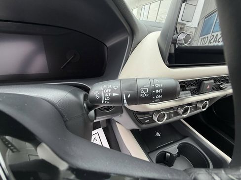 New 2026 Honda HR-V EX-L image 18