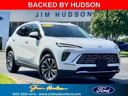 Used 2024 Buick Envision Preferred AWD/4WD image 1