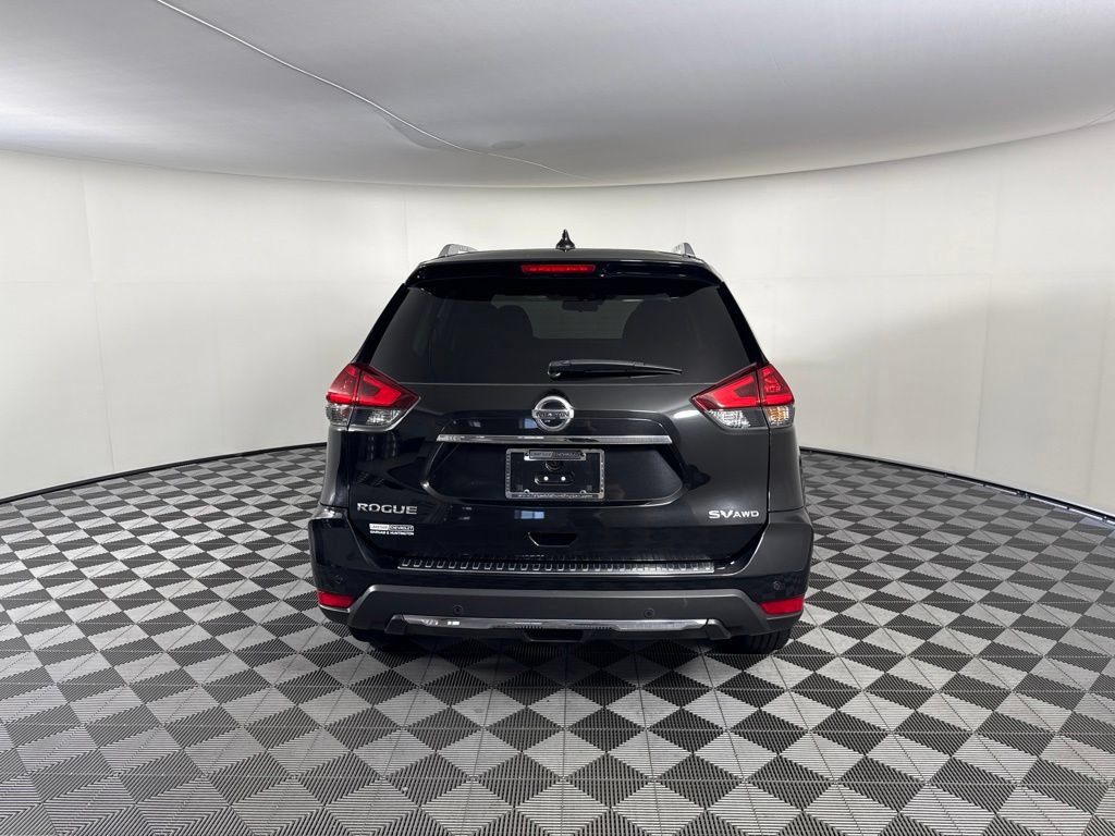 Used 2020 Nissan Rogue SV w/ Premium Package AWD/4WD image 4