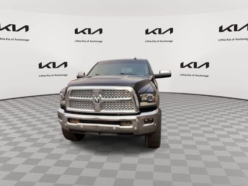 Used 2018 RAM 2500 Laramie AWD/4WD image 4