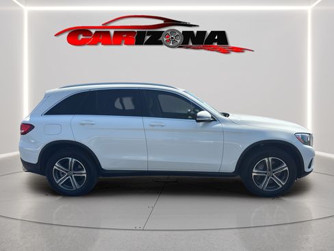 Used 2019 Mercedes-Benz GLC 300 image 2