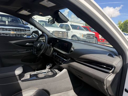 Used 2024 Buick Envista Avenir FWD image 9