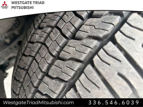 Used 2024 Jeep Wagoneer Series II image 5