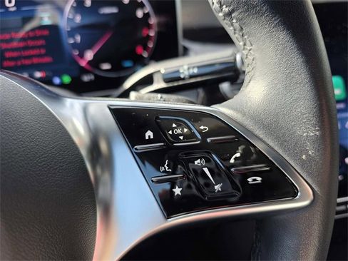 Certified 2025 Mercedes-Benz GLC 300 image 14