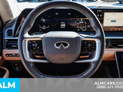 Used 2025 INFINITI QX80 Sensory image 24