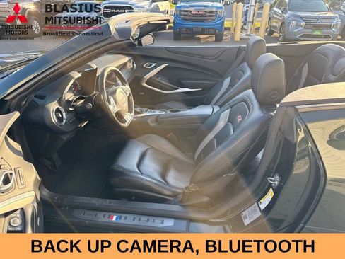 Used 2020 Chevrolet Camaro SS RWD image 4