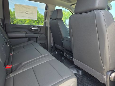New 2026 GMC Sierra 2500 Pro w/ Convenience Package AWD/4WD image 19
