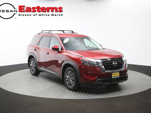 Used 2023 Nissan Pathfinder SV AWD/4WD image 47