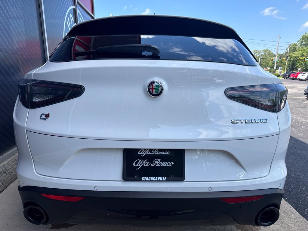 New 2026 Alfa Romeo Stelvio Sprint AWD/4WD image 10