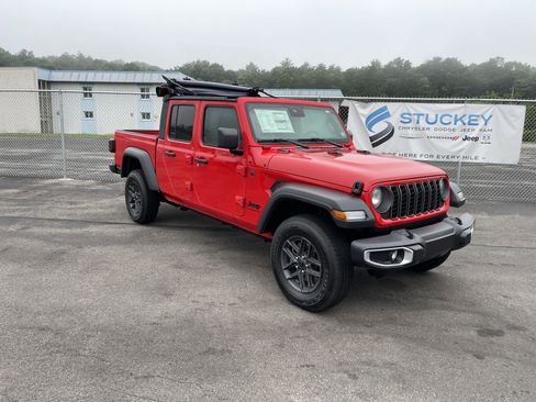New 2025 Jeep Gladiator Sport image 31