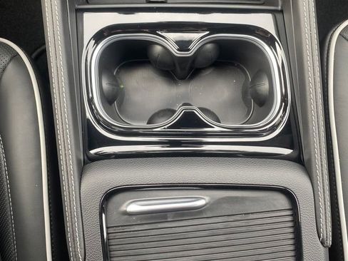 New 2026 Chrysler Pacifica Limited FWD image 22