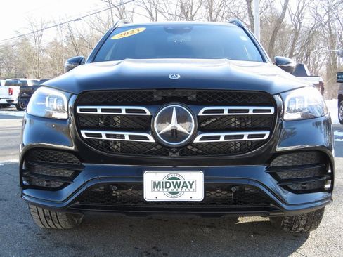 Used 2022 Mercedes-Benz GLS 450 4MATIC image 2