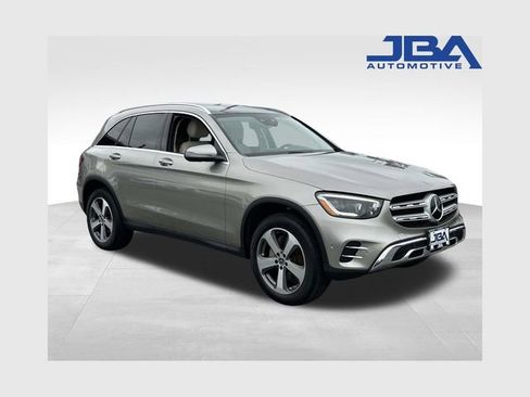 Used 2021 Mercedes-Benz GLC 300 4MATIC image 1