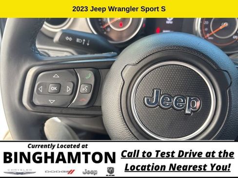 Used 2023 Jeep Wrangler Unlimited Sport AWD/4WD image 11