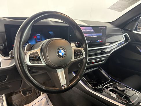 Certified 2024 BMW X5 xDrive40i w/ M Sport Package AWD/4WD image 12
