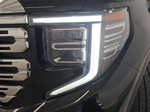 Used 2023 GMC Sierra 1500 Denali w/ Denali Reserve Package AWD/4WD image 29