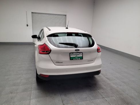 Used 2018 Ford Focus Titanium w/ Titanium Technology Package FWD image 6