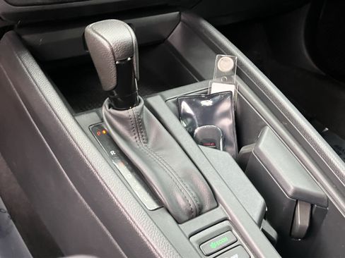 Used 2025 Honda Accord SE image 28
