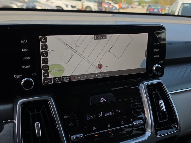 Certified 2023 Kia Sorento SX FWD image 27