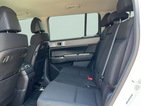 Certified 2024 Hyundai Santa Fe SE FWD image 10