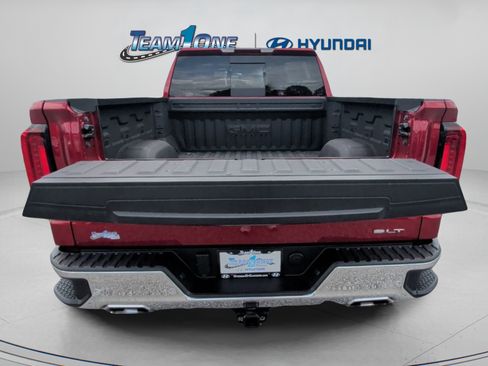 Used 2025 GMC Sierra 1500 SLT w/ SLT Premium Plus Package AWD/4WD image 15